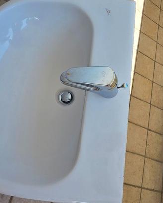 Lavabo Ideal Standard + miscelatore e semicolonna