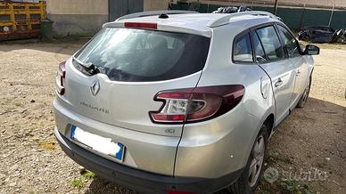 COFANO POSTERIORE RENAULT MEGANE ANNO 2010’