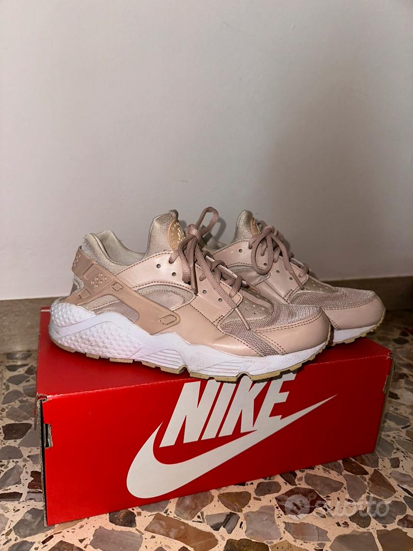 Scarpe Nike Air Huarache Run Abbigliamento e Accessori In vendita a Torino