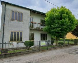 Soluzione con quattro 4 letto
