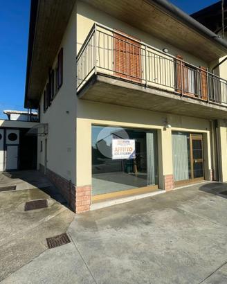 NEGOZIO A TORRE DE' ROVERI