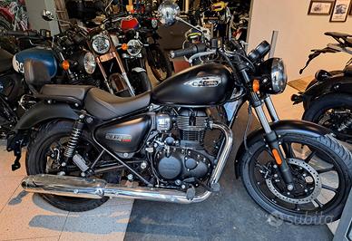 Royal Enfield Meteor 350 Custom Cruiser