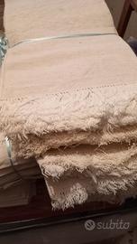 lenzuola e asciugamani in puro lino