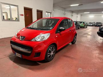 Peugeot 107 1.0 68CV 3p. Allure 66.000 KM!!!! NEOP