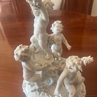 Statuine di porcellana