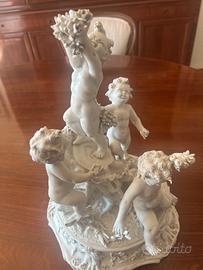 Statuine di porcellana