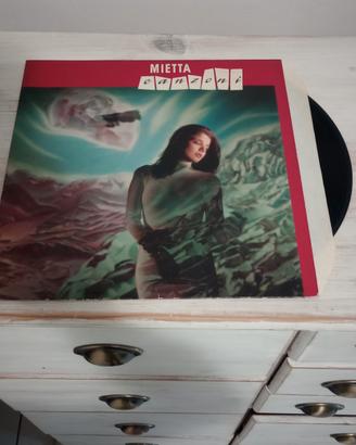 vinile mietta