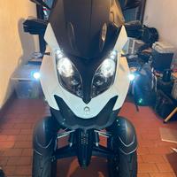 Quadro Qv3