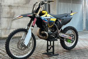 Suzuki RM 250 2T 2005 TARGATO