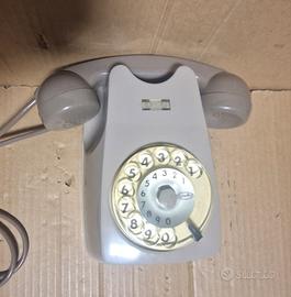 Telefono  a disco grigio modello da muro Si