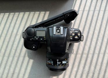 Camera analogica Nikon F-601 AF