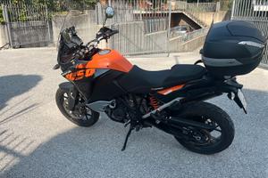 KTM Adventure 1050