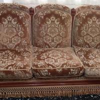 Divani in stile neoclassico