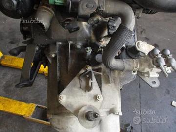 CAMBIO peugeot 206 1.4 hdi 2004 -8HY- 5M