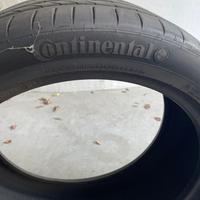 Pneumatico Continental 265/40 R21