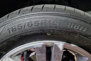 2 Pneumatici Kenda 185/65 R15 88H – Fiat Punto