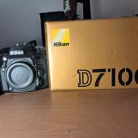 Nikon D7100 con obiettivi