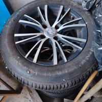 gomme da neve con cerchi in lega
