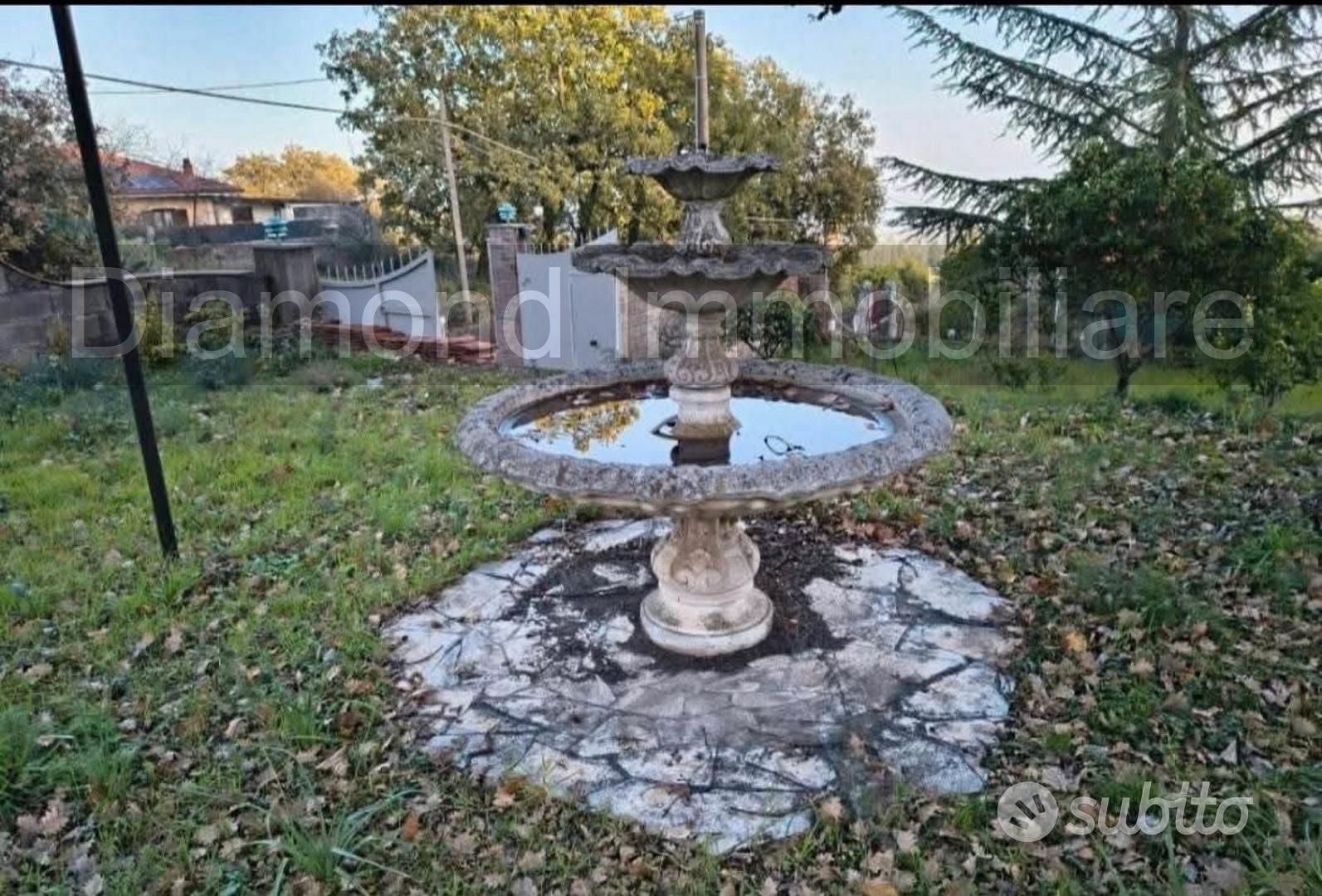 Casa semindipendente con terreno a Zafferana Etnea - Vista 3