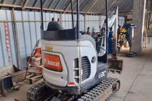 Mini escavatore bobcat 