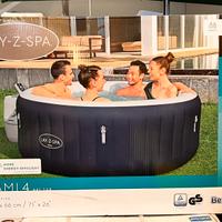 Piscina spa idromassaggio