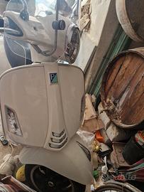 Vespa gts