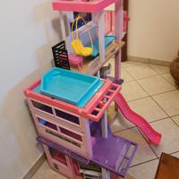 Barbie dreamhouse