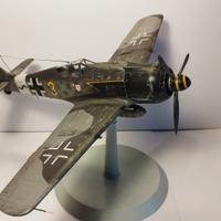 Revell 1/32 fw 190 A-8 / R-2 Sturmbock 