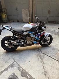 BMW S1000 R