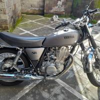 Yamaha sr 400 anno 2016