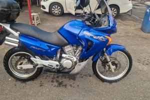 moto honda transalp xlv