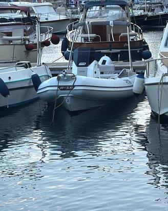 GOMMONE SENZA PATENTE