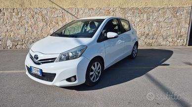 Toyota Yaris 1.4 D-4D 5 porte Lounge