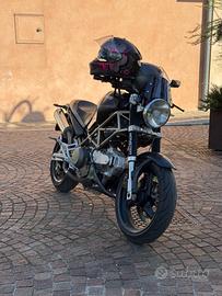 Ducati Monster 600 - 2000