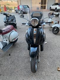 Beverly 125