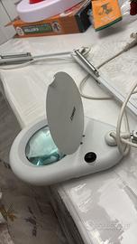 lente di ingramdimento con la luce