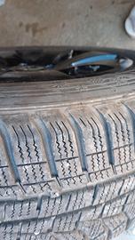 4 gomme invernali tenute  bene 