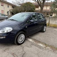 Fiat punto metano neopatentati