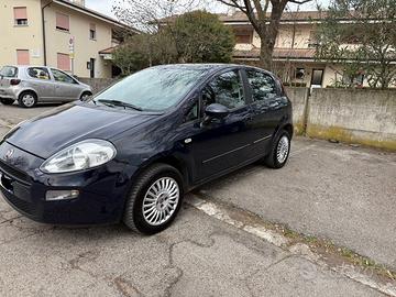 Fiat punto metano neopatentati