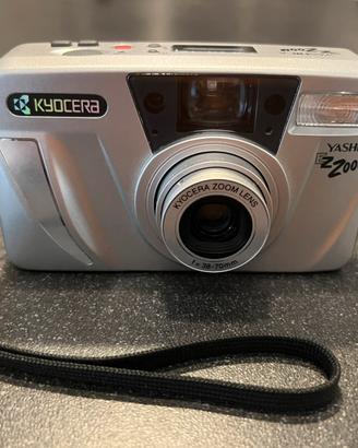 Kyocera CC-80 35mm compatta zoom autofocus flash