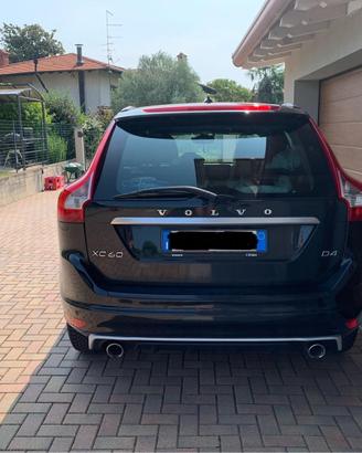 Volvo XC 60 R-Design D4