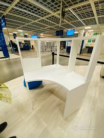 Scrivania angolare Ikea