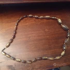 Collana in pietra marrone vintage