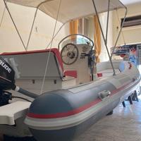 Gommone 5.40 evinrude40/70