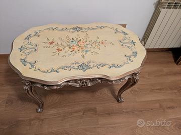 tavolino in stile barocco -veneziano