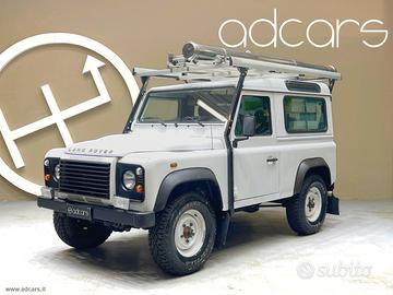 LAND ROVER Defender 90 2.2 TD4 Station Wagon N1 *A