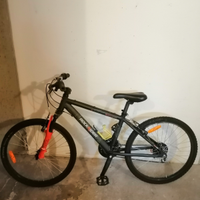 Bicicletta mountain bike ragazzo