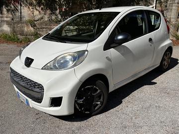 Peugeot 107 1.0 68CV 3p. Sweet Years