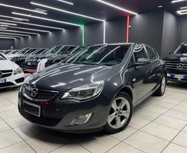 Opel Astra 1.4 benzina 100CV 5p Elective km 68.000