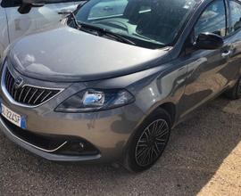 Lancia Ypsilon 1.0 FireFly 5 porte S&S Hybryd Gold